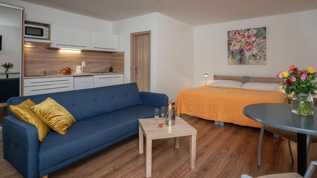 Apartmany Tereza & Free Parking Bratislava Dış mekan fotoğraf