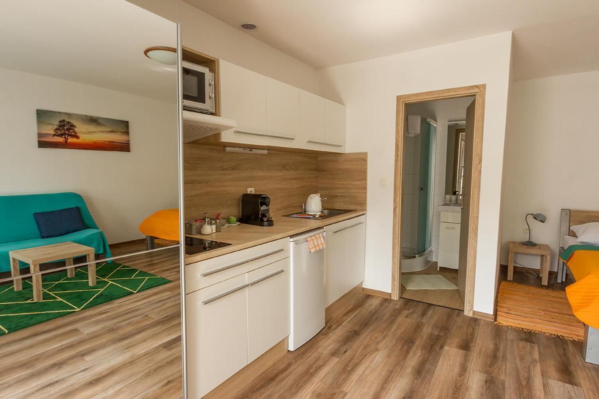Apartmany Tereza & Free Parking Bratislava Dış mekan fotoğraf